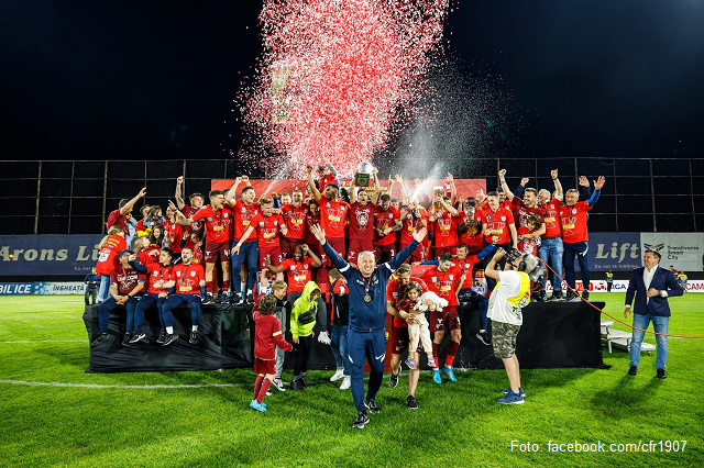 Sport Club RRI – CFR Cluj, din nou campioană a României la fotbal