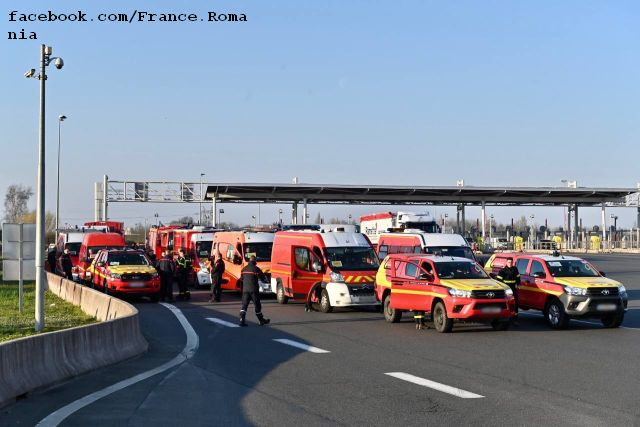 L’arrivée en Roumanie de deux convois humanitaires français 