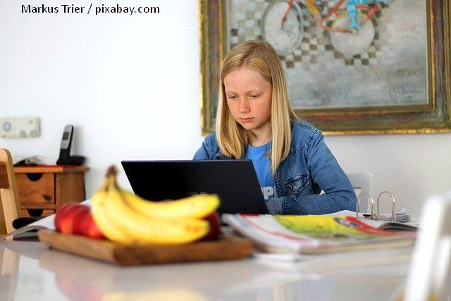 Plus d’écran, moins d’école