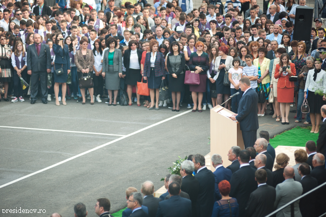 Educaţia şi sănătatea, domenii prioritare