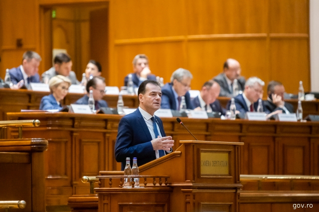 Ein neuer Nachtragshaushalt im Parlament