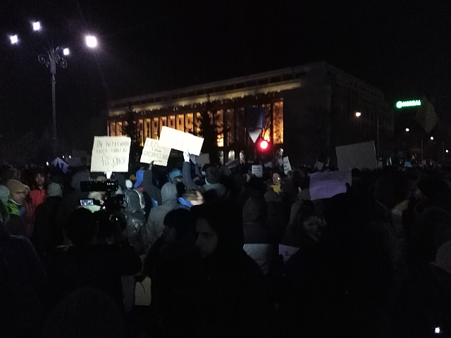 Massive Straßenproteste gegen die Änderung des Strafgesetzbuches