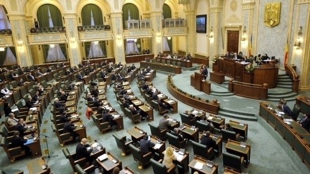 Graţierea, în dezbaterea Parlamentului