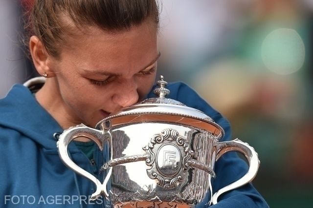 Simona Halep, triomphante à Roland Garros