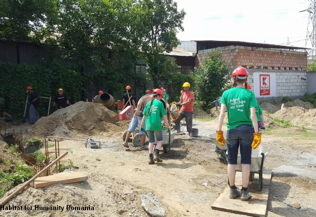 Voluntariat şi locuinţe sociale