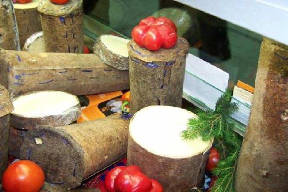 Torna a “Cheese” il formaggio romeno “branza de burduf”