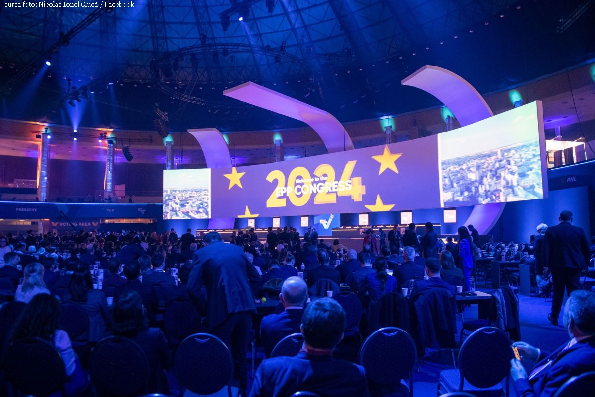 PPE – soutient l’adhésion complète de la Roumanie à Schengen