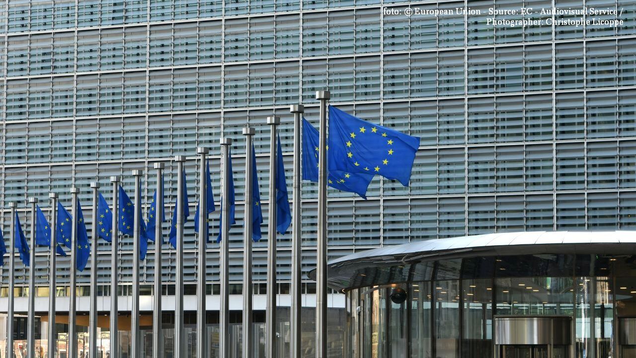 European Commission (photo: © European Union - Source: EC - Audiovisual Service / Photographer: Christophe Licoppe)