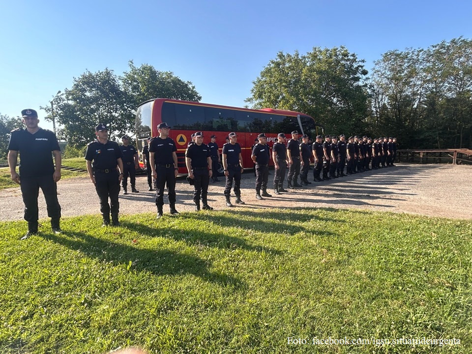 Cel de-al doilea contingent de pompieri români a plecat, astăzi, spre Franţa