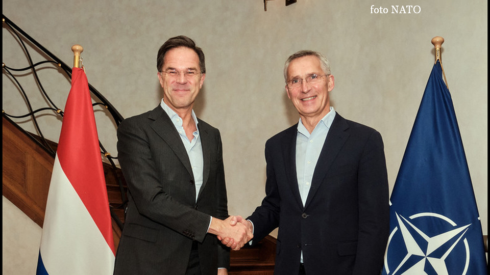 Mark Rutte şi Jens Stoltenberg  (foto: NATO)