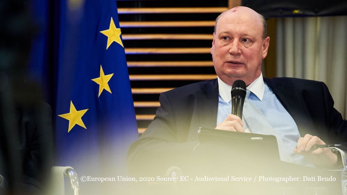 Henrik Hololei (©European Union, 2020 Source: EC - Audiovisual Service / Photographer: Dati Bendo)