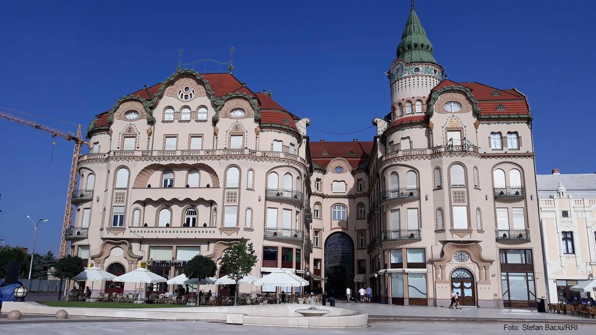 Oradea: dank seinen architektonischen Sehenswürdigheiten, als „Jugendstilhauptstadt“ bekannt