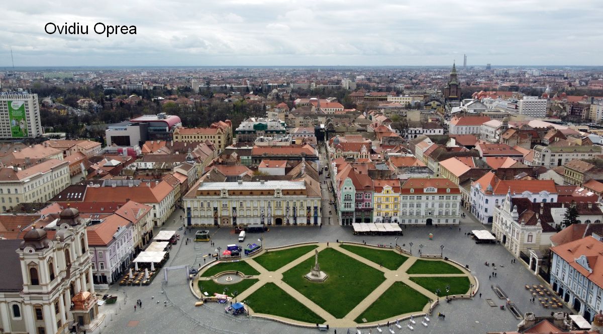 Piazza dell'Unità di Timișoara / Foto: Ovidiu Oprea