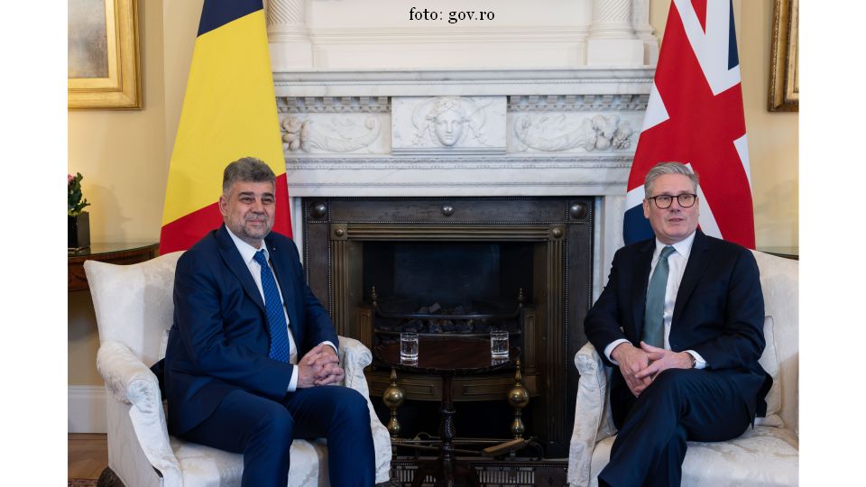 Meeting the Romanian PM Marcel Ciolacu with his British counterpart, Keir Starmer (foto: gov.ro)